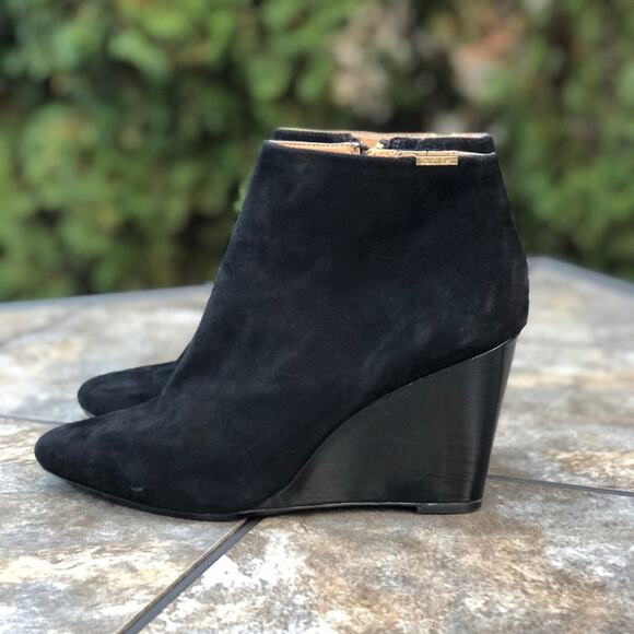 Calvin Klein Charlaine Black Suede Wedge Pointed Toe Ankle Booties 9.5 - Picture 1 of 12